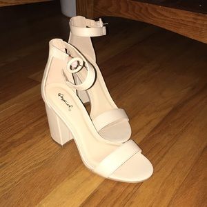 Chunky nude heel